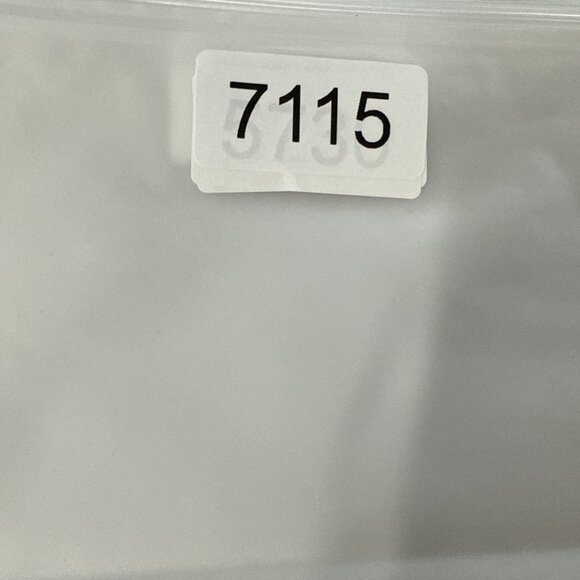 Chicos Women's Jacket Size Large Shiny Green Quilted Button Up Pockets Lined - Picture 10 of 10